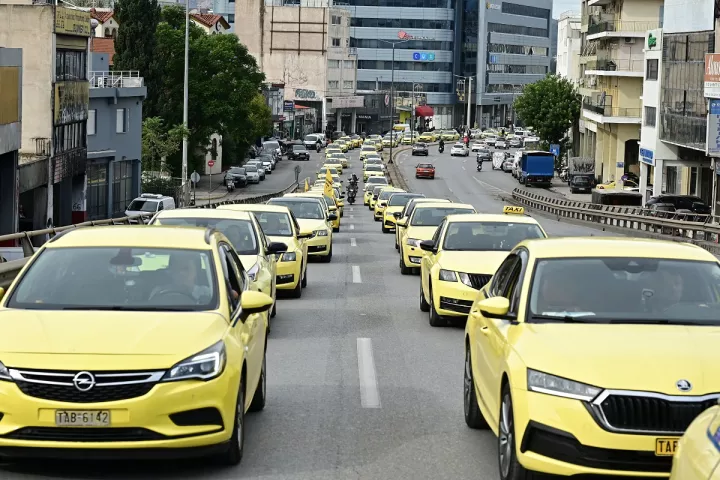 Ταξί: 48ωρη απεργία στις 2 και 3 Δεκεμβρίου - Τα αιτήματα προς την κυβέρνηση