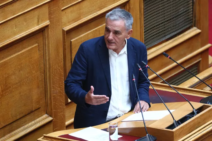 Ευ. Τσακαλώτος: Δεν θα πάω στην παρουσίαση του βιβλίου του Αλέξη Τσίπρα, ούτε με βλέπω στο νέο σχήμα