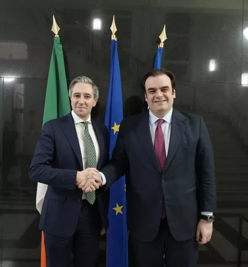 Συνάντηση Κυρ. Πιερρακάκη με τον Ιρλανδό ΥΠΟΙΚ: Μας ενώνει το κοινό μας όραμα για μια ισχυρή Ευρώπη