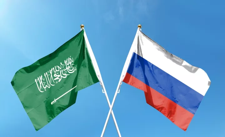 Υπέγραψαν συμφωνία για επισκέψεις επιχειρηματιών και τουριστών χωρίς βίζα για 90 ημέρες