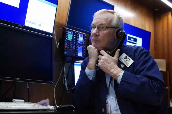 Νευρικότητα στις ευρωαγορές - Σε Ουκρανία και κεντρικές τράπεζες το ενδιαφέρον 