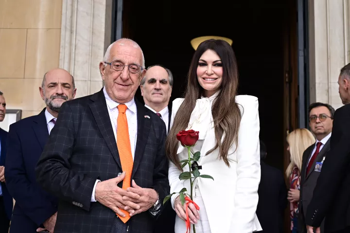 Στη Βουλή η Γκίλφοϊλ - Συνάντηση με τον Ν. Κακλαμάνη