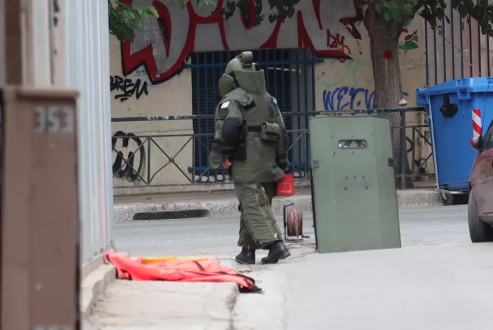 Αθήνα: Συναγερμός στην ΕΛ.ΑΣ. για ύποπτο αντικείμενο στη Χαριλάου Τρικούπη