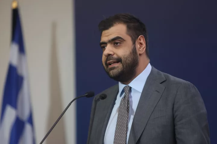 Π. Μαρινάκης για βιβλιοπαρουσίαση Τσίπρα: Έμοιαζε περισσότερο με αποτυχημένο reunion παλιών συντρόφων