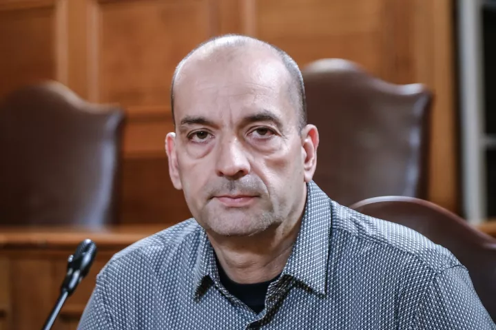 Οι απαντήσεις του Χρήστου Μαγειρία στη Βουλή για την Ferrari και τα λαχεία