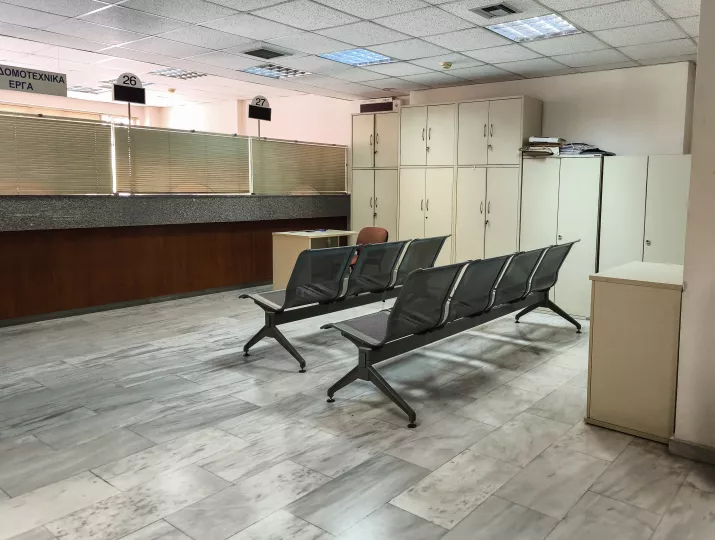 Υπ. Εσωτερικών: Νόμιμη η απουσία των των δημοσίων υπαλλήλων την Παρασκευή λόγω της κακοκαιρίας