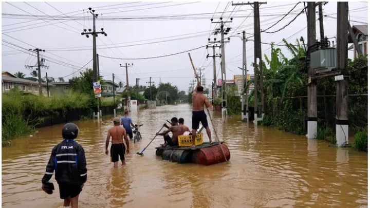 Σρι Λάνκα: Ο απολογισμός από τις πλημμύρες και τις κατολισθήσεις έφθασε τους 607 νεκρούς