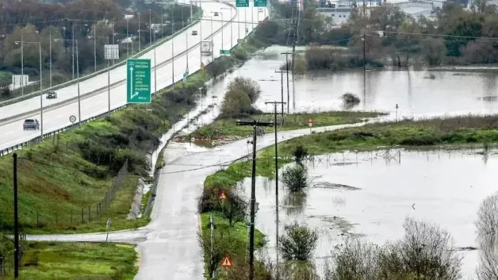 Γιατί Adel και Byron χτύπησαν διαφορετικά την Ελλάδα – Η εξήγηση πίσω από τις κακοκαιρίες