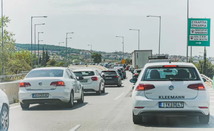 Τέλη κυκλοφορίας: Τα λάθη που κοστίζουν... ακριβά και οι παγίδες για όσους επιλέγουν τα «τέλη με τον μήνα»