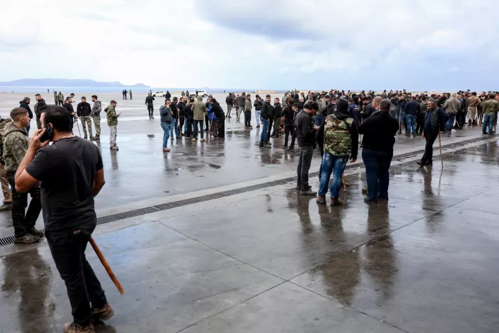 Τα αγροτικά μπλόκα στο αεροδρόμιο Ηρακλείου ακύρωσαν PET SCAN ασθενών - Δεν έγινε η αερομεταφορά του ραδιοφαρμάκου