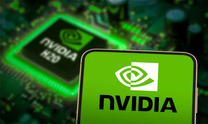 Αναλυτές: Η πολιτική Τραμπ με την Nvidia ενισχύει την Κίνα στον αγώνα για την Τεχνητή Νοημοσύνη