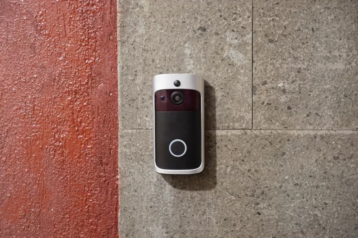 Η Amazon Ring λανσάρει κουδούνι με λειτουργία αναγνώρισης προσώπου μέσω AI