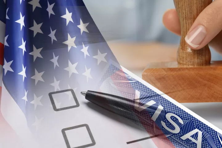 Σχέδιο Τραμπ: Οι ξένοι τουρίστες στις ΗΠΑ θα πρέπει να παρέχουν ιστορικό πενταετίας των social media τους