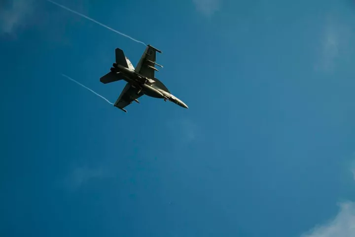 Καραϊβική: Αμερικανικά μαχητικά έκαναν κύκλους πάνω από τον Κόλπο της Βενεζουέλας