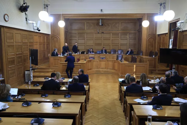 Υπόθεση ΟΠΕΚΕΠΕ: Στην Εξεταστική ο «Φραπές» - Δεν απαντά σε ερωτήσεις, επικαλέστηκε το δικαίωμα της σιωπής 