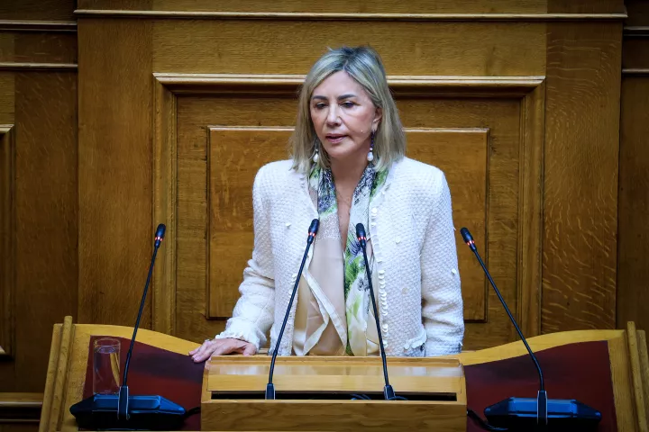 Βουλή: Άρση ασυλίας για τη Ζέττα Μακρή