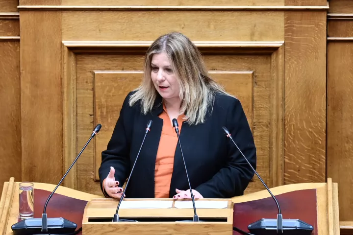 Μ. Συρεγγέλα: Η κα Κωνσταντοπούλου έρχεται στην Εξεταστική για να κάνει σόου