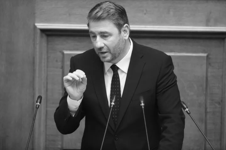 Όταν ο Ανδρουλάκης πέφτει στον λάκκο που σκάβει