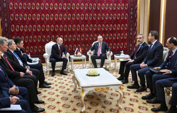 «Η ειρήνη δεν απέχει πολύ», λέει ο Ερντογάν μετά τη συνάντηση με Πούτιν - Το ταξίδι του Γουίτκοφ στη Γερμανία