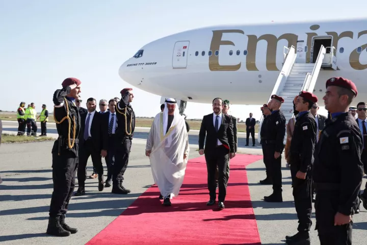 Ολοκλήρωσε τις επαφές του στην Κύπρο ο Πρόεδρος των ΗΑΕ - «Από σήμερα ανοίγει νέο κεφάλαιο στις σχέσεις μας» λέει ο Χριστοδουλίδης (pics&vid)