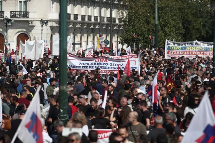 Απεργία ΑΔΕΔΥ: Ποιοι συμμετέχουν - Πώς θα κινηθούν τα ΜΜΜ
