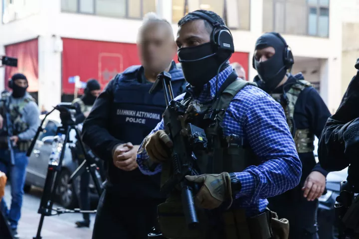 Στην Εισαγγελία Πειραιά ο «Έλληνας Εσκομπάρ» και 4 συλληφθέντες για το φορτίο με τους τόνους κοκαΐνης