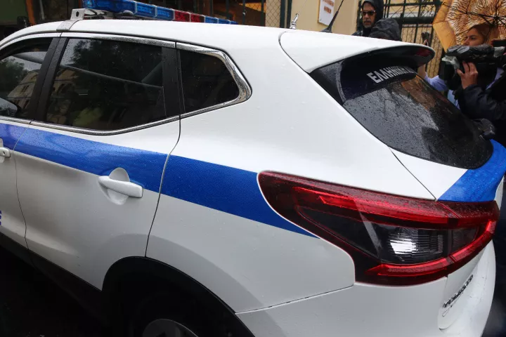 Συνελήφθη ανήλικος γιος βουλευτή του ΠΑΣΟΚ στο Χαλάνδρι για επικίνδυνη οδήγηση 