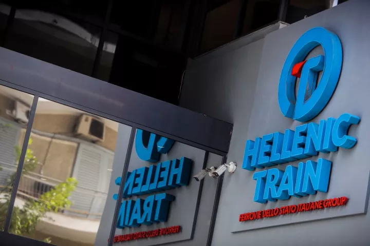 Δίωρη ταλαιπωρία 300 επιβατών σε τρένο που έπαθε μηχανική βλάβη στο Δομοκό