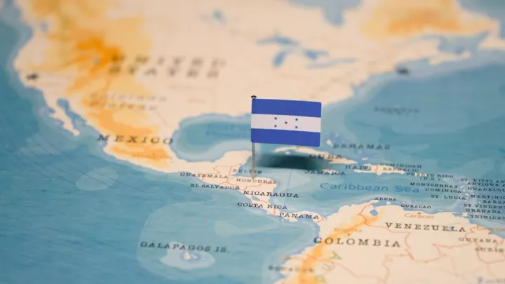 Εκλογές στην Ονδούρα: Οκτώ τραυματίες στη διάλυση διαδηλωτών που απαιτούσαν να ανακοινωθούν τα τελικά αποτελέσματα