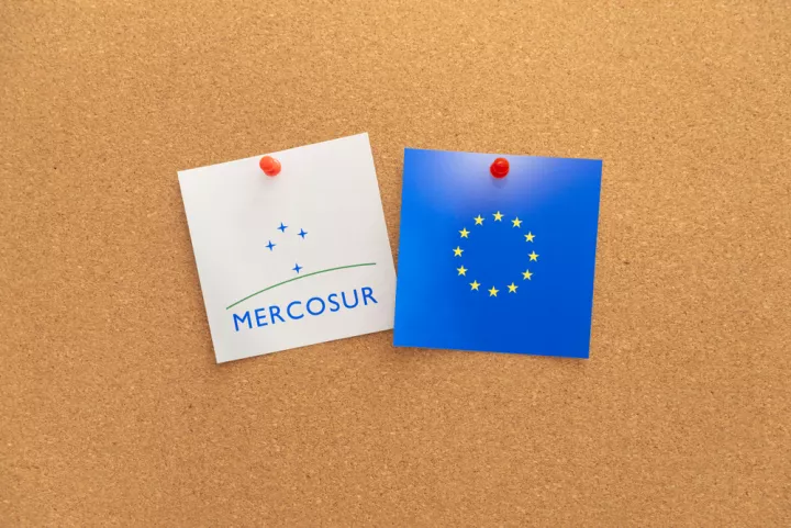 Γαλλία προς ΕΕ για τη Mercosur: Ο Μακρόν τονίζει πως δεν θα ανεχθεί επιβολή της συμφωνίας 