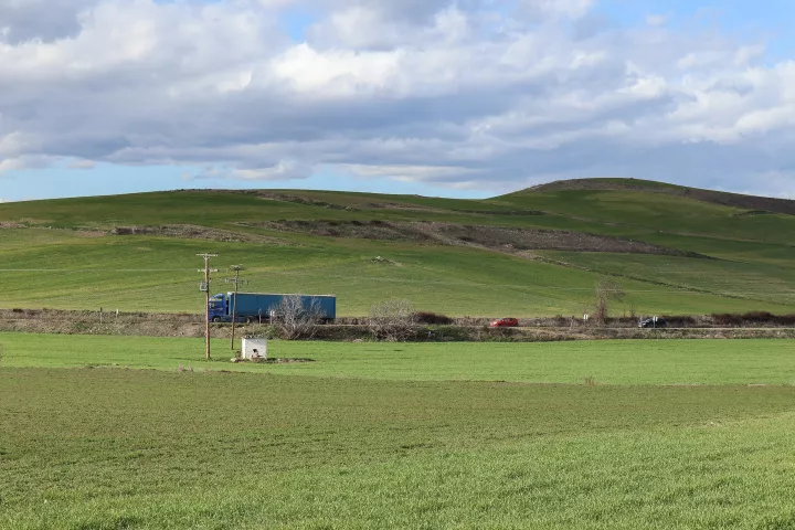 ΥΠΑΑΤ: Πώς θα γίνει η πληρωμή αγροτεμαχίων έως 20 στρέμματα παρά τα ζητήματα ΚΑΕΚ