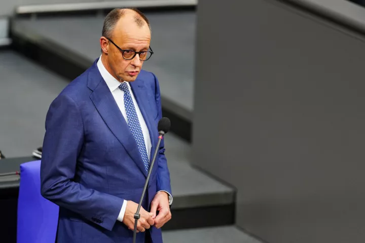 Μερτς για τις εξελίξεις στο Ουκρανικό: Να μην γίνουμε έρμαιο των μεγάλων δυνάμεων 