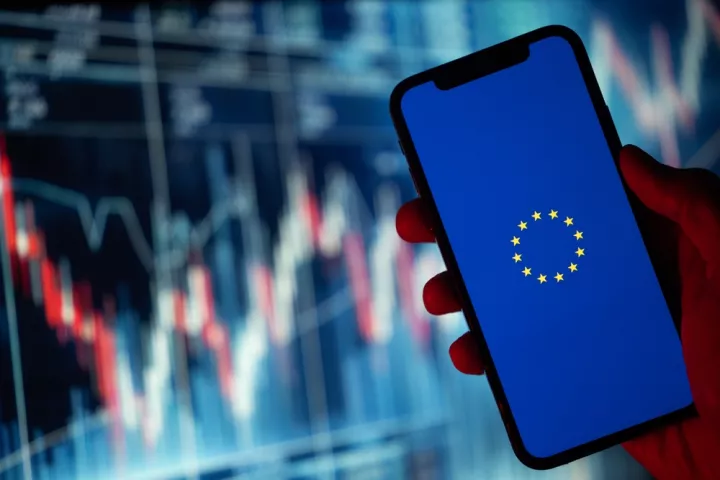 Στο «περίμενε» οι ευρωαγορές για τα επιτόκια ΕΚΤ και BoE- Η προσοχή και στο Ουκρανικό