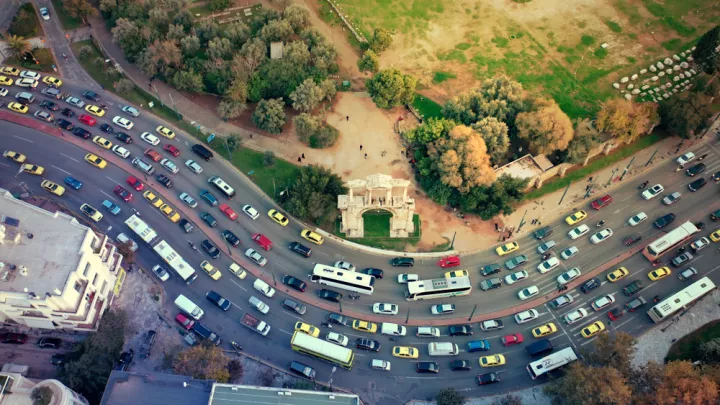 Θ. Βλαστός (καθηγητής ΕΜΠ) και Κ. Μπακογιάννης: Θέλουμε μία πόλη για το αυτοκίνητο ή μία πόλη για τους ανθρώπους;