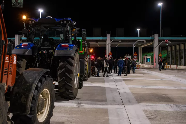 Στην Ελλάδα δεν ζουν μόνο αγρότες
