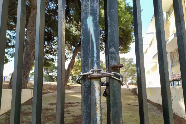 Κρούσμα βακτηριακής μηνιγγίτιδας σε λύκειο των Χανίων - Στο νοσοκομείο μία μαθήτρια