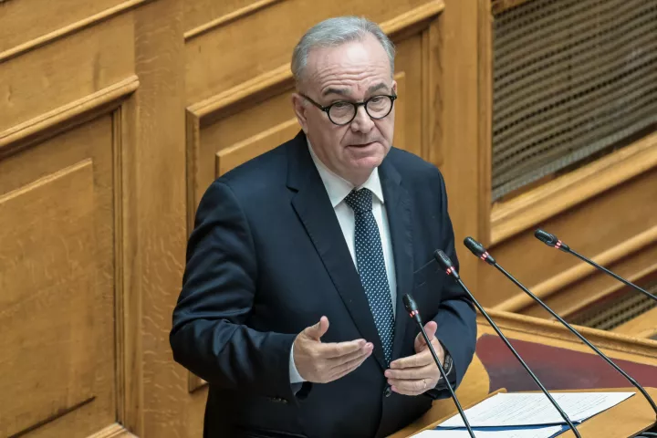 Βουλή: Αποσύρθηκε το νομοσχέδιο για τα έργα του Ταμειακού Προγράμματος Ανάπτυξης