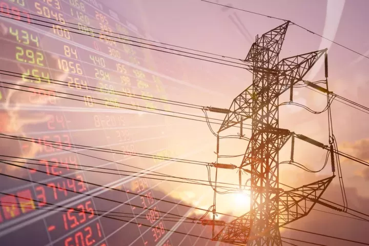 Σε ανοδική τροχιά η χονδρική τιμή ρεύματος τον Δεκέμβριο - Πιέσεις από αέριο και χαμηλές ΑΠΕ