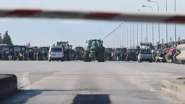 Πλήρης αποκλεισμός στα Μάλγαρα έως την Τρίτη - Σε ποιους θα επιτραπεί η διέλευση