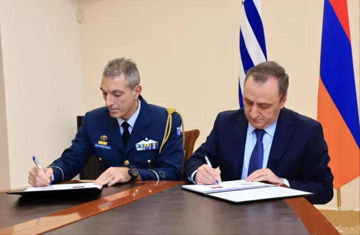 Υπογραφή προγράμματος στρατιωτικής συνεργασίας Ελλάδας - Αρμενίας
