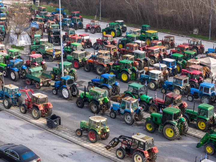 Μπλόκα αγροτών: Άνοιξε ο Προμαχώνας - Το Σάββατο σηκώνουν τις μπάρες στα διόδια