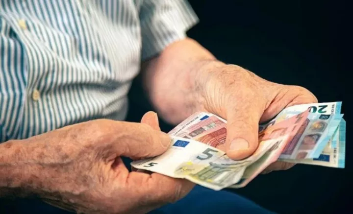 Ξεκίνησε η καταβολή των αυξημένων συντάξεων Ιανουαρίου