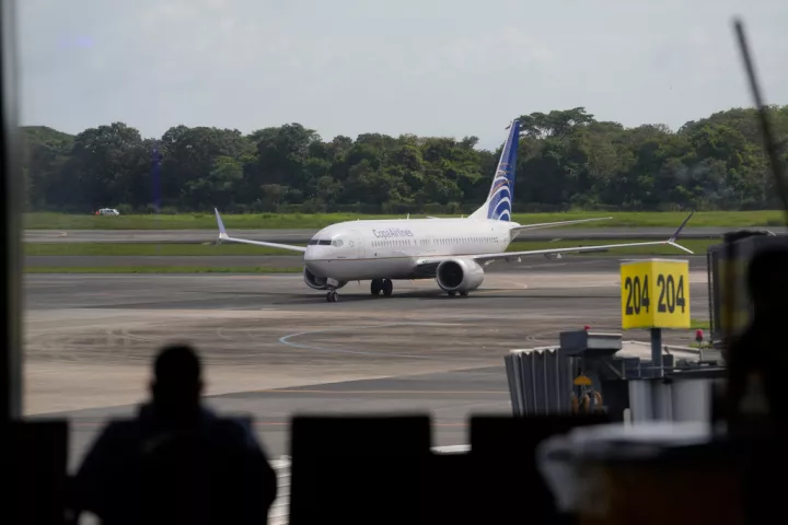 Οικογένεια Βρετανών κατηγορείται ότι επιβίβασε νεκρή γιαγιά σε αεροσκάφος, λέγοντας στο πλήρωμα ότι «ήταν κουρασμένη»