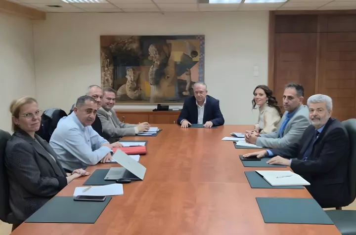 Συνάντηση Τ. Θεοδωρικάκου με εκπροσώπους των φορέων οδικών μεταφορών