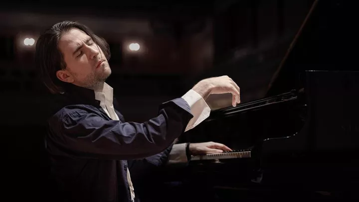 Η σιωπή στη μουσική και στην πολιτική