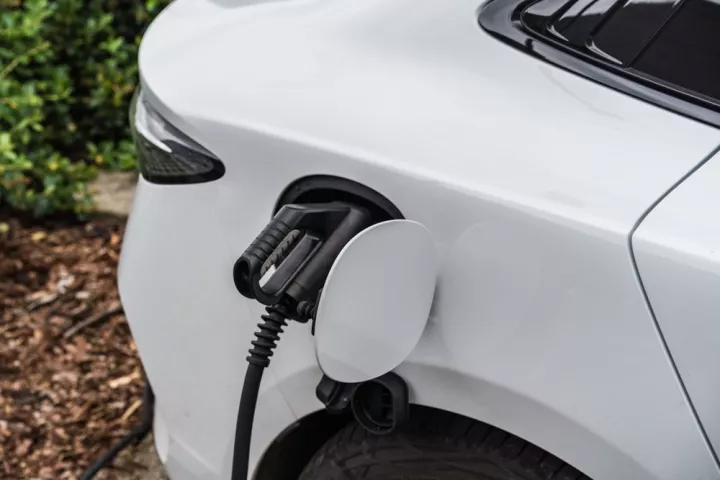 Επεκτείνεται έως 31 Μαρτίου 2026 το πρόγραμμα «Κινούμαι Ηλεκτρικά ΙΙΙ»