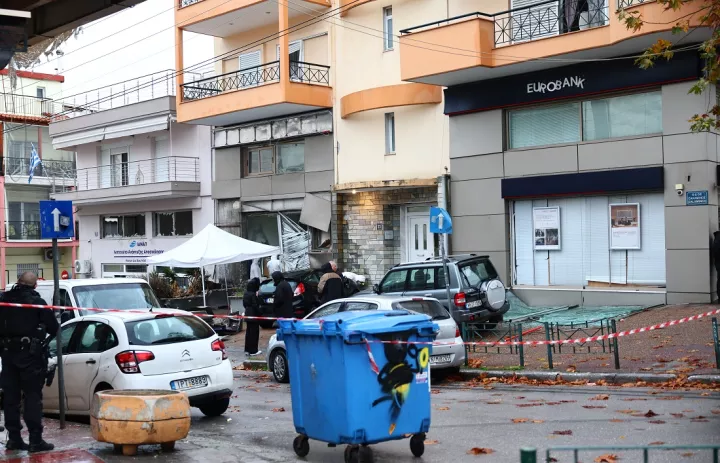 Θεσσαλονίκη:Έκρηξη σε υποκατάστημα τράπεζας στον Εύοσμο