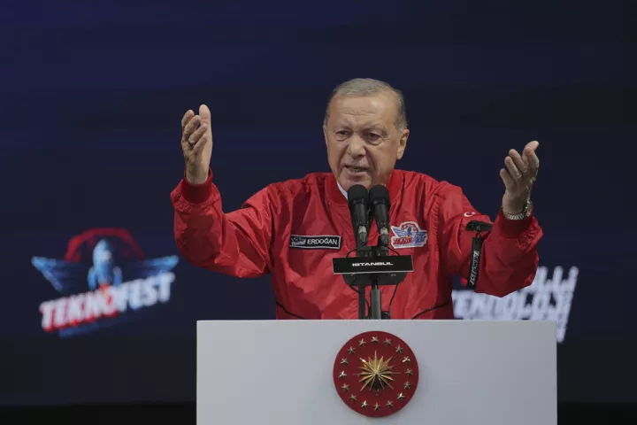 Ο ντε φάκτο ηγέτης του Σουδάν συναντήθηκε με τον πρόεδρο Ερντογάν στην Άγκυρα