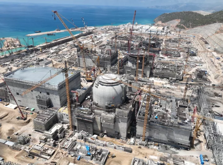 Τουρκία: Η Ρωσία χρηματοδοτεί με 9 δισ. δολ. τον πυρηνικό σταθμό Ακούγιου
