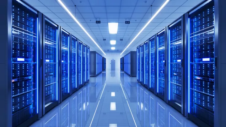 Data centers και άμυνα οι υποσχόμενοι τομείς για την Elvalhalcor